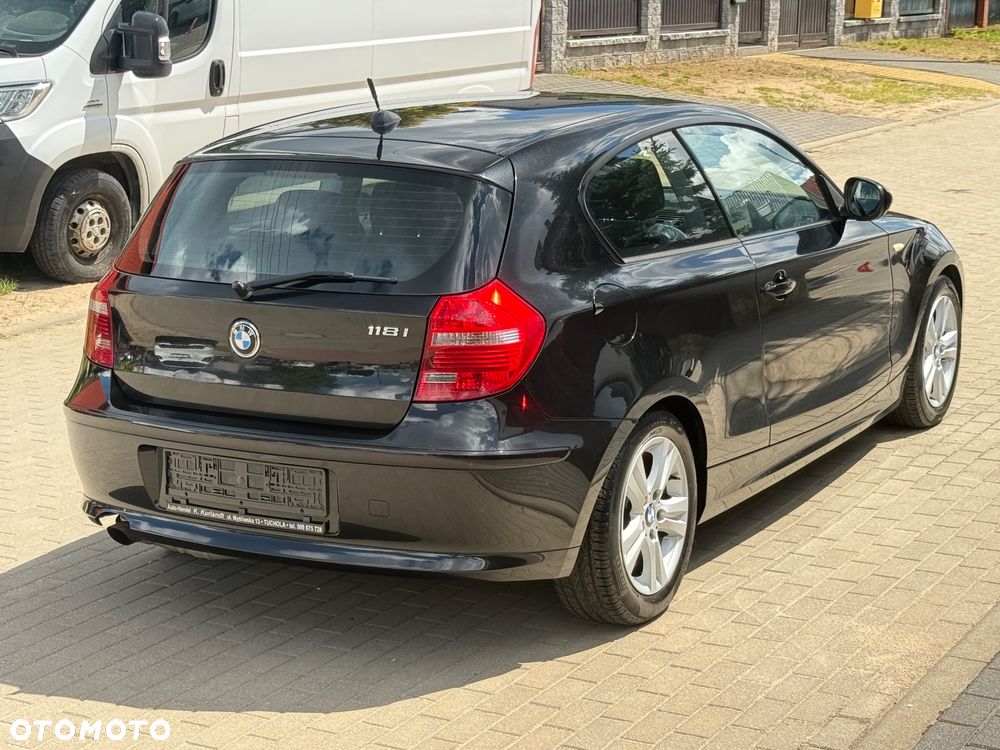 BMW Seria 1 118i - 33