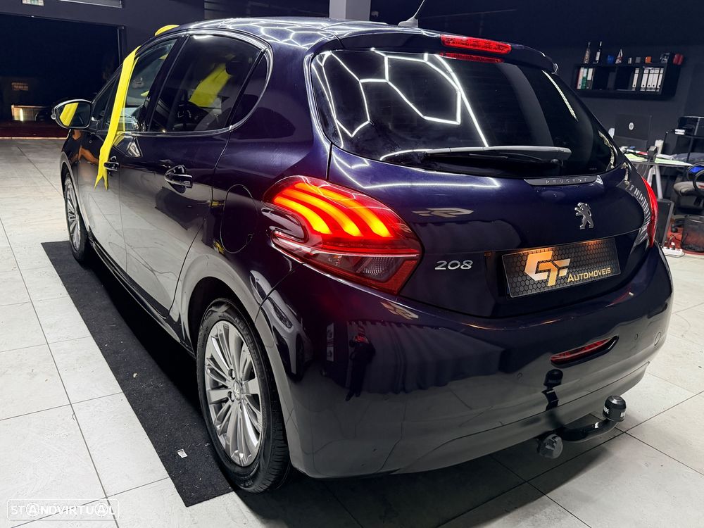 Peugeot 208 1.6 BlueHDi Allure - 4
