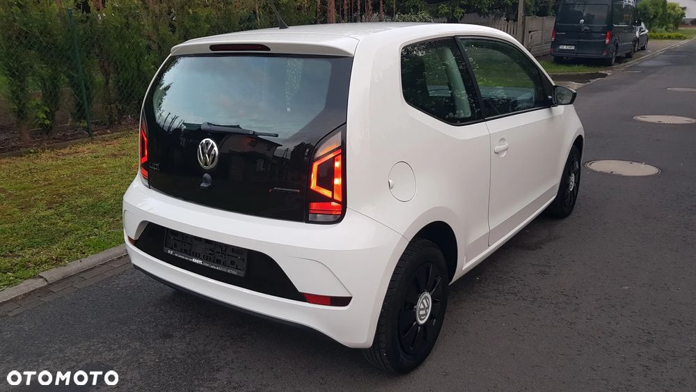 Volkswagen up! black style - 11