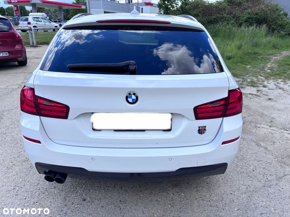BMW Seria 5 525d xDrive Sport-Aut - 3