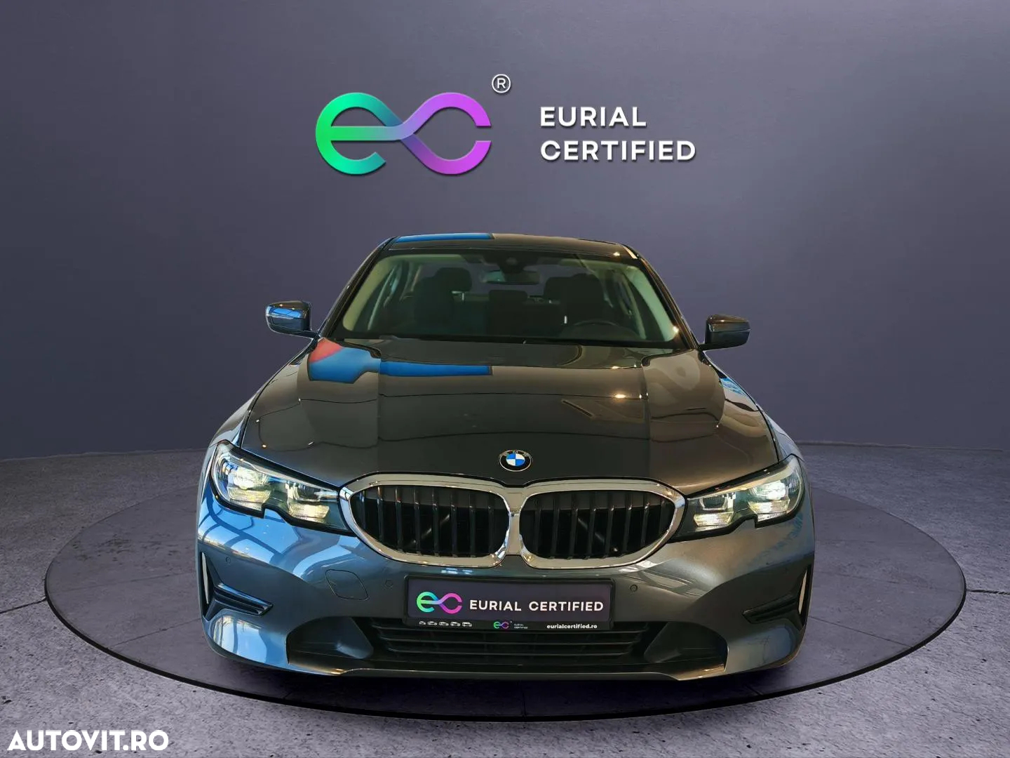BMW Seria 3 318i AT - 2
