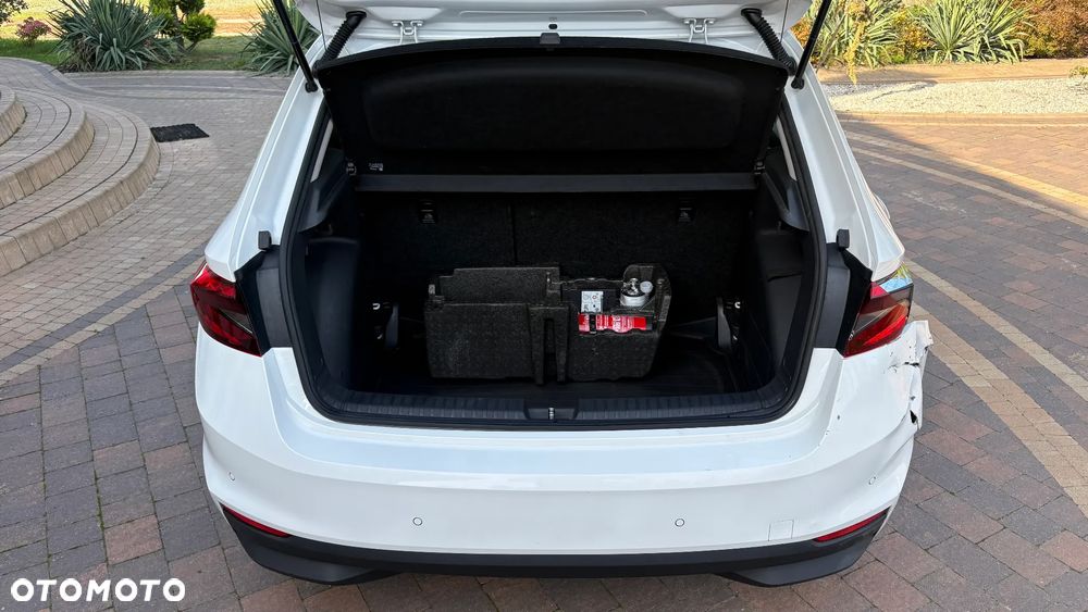 Skoda Fabia 1.0 Essence - 7