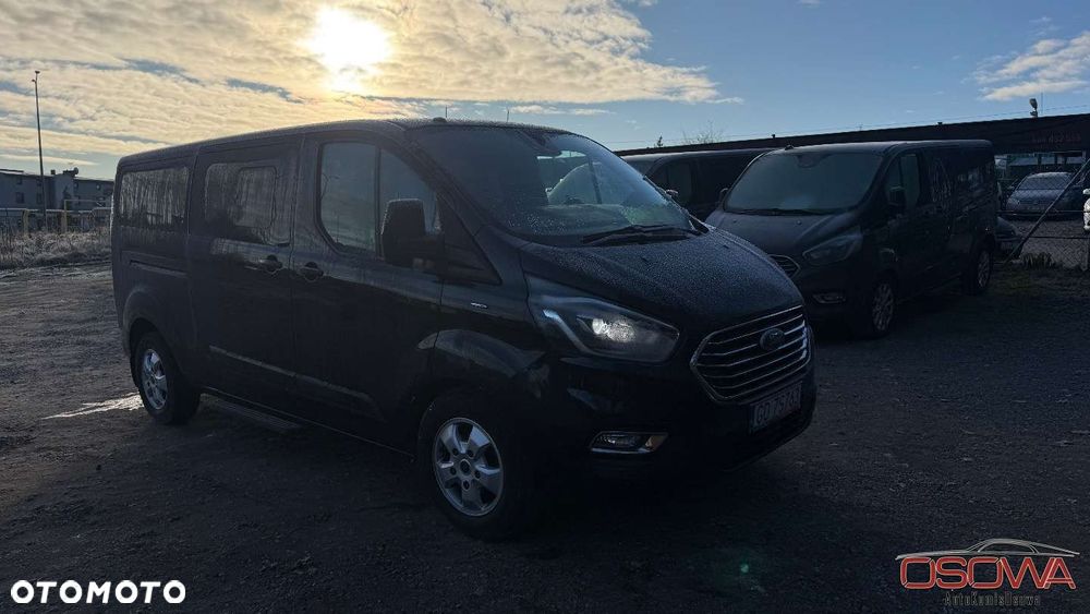 Ford Tourneo Custom - 7