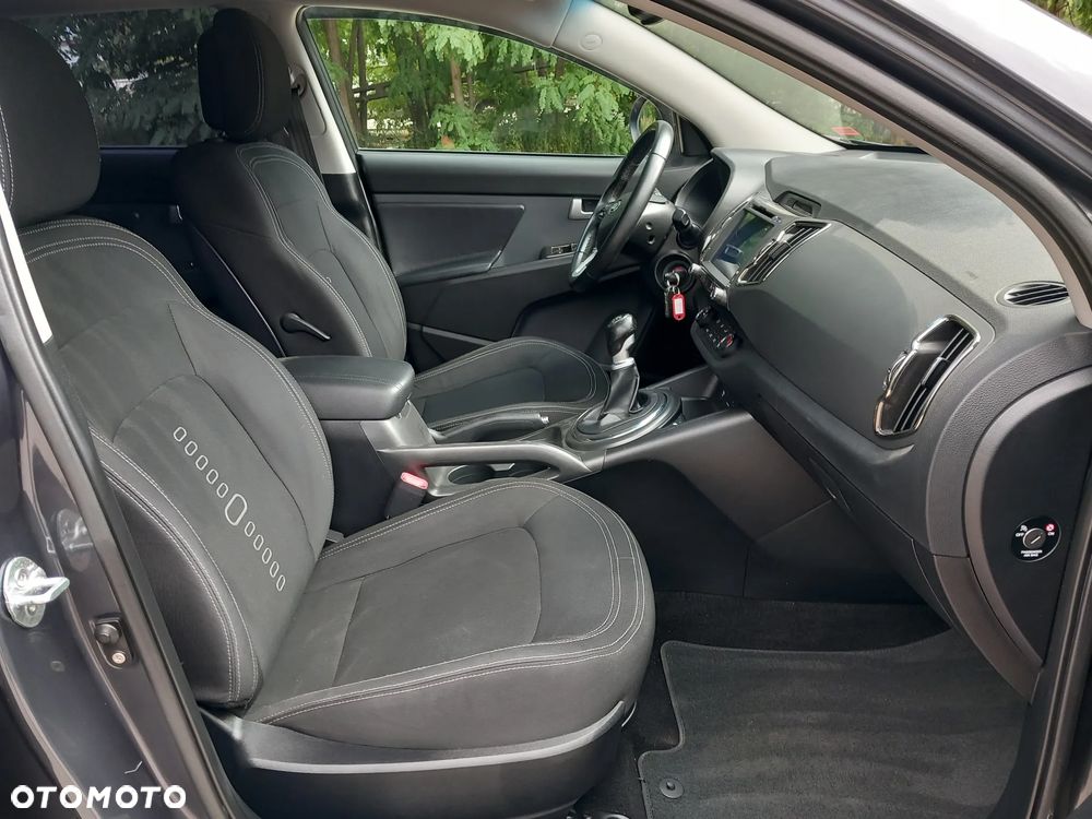 Kia Sportage 2,0 CRDI 2WD Vision - 8