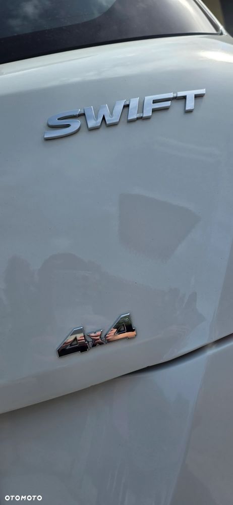 Suzuki Swift 1.2 4x4 Club - 24