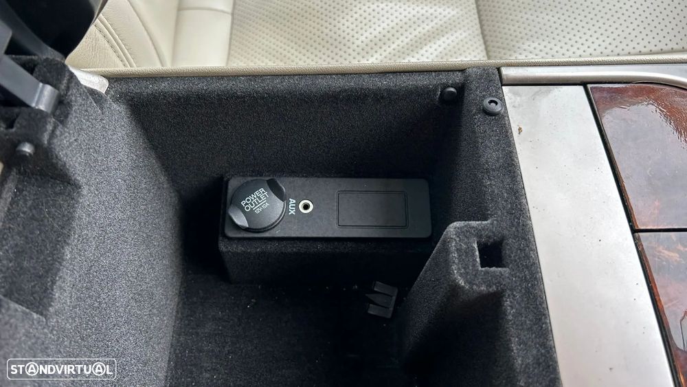 Jaguar XF 2.7 D V6 Premium Luxury - 25