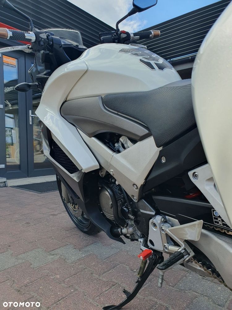 Honda VFR - 6