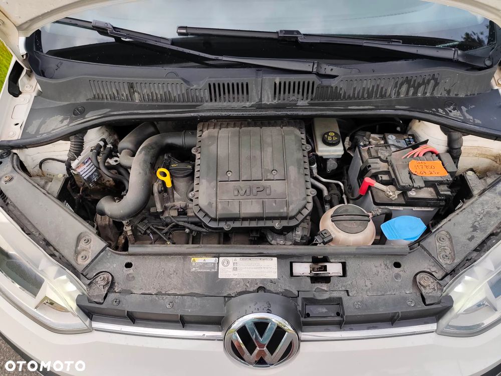 Volkswagen up! move - 9