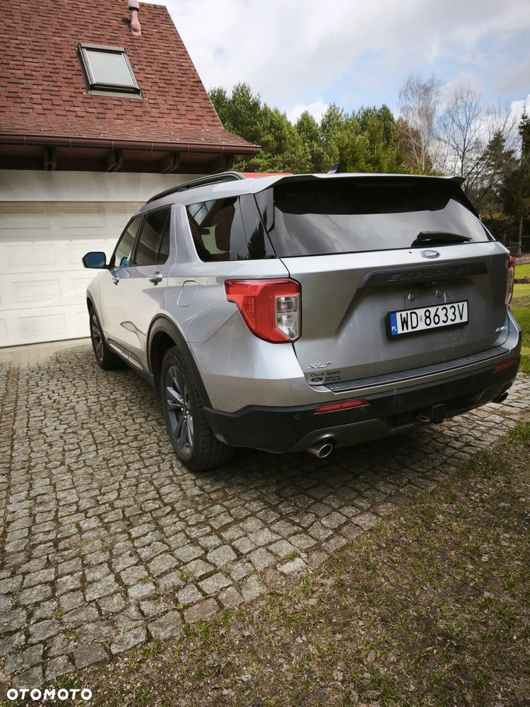 Ford Explorer - 3