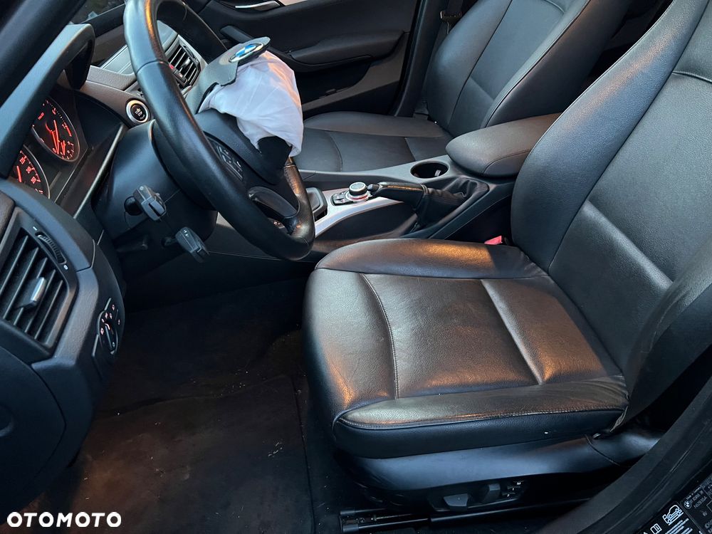 BMW X1 xDrive28i - 23