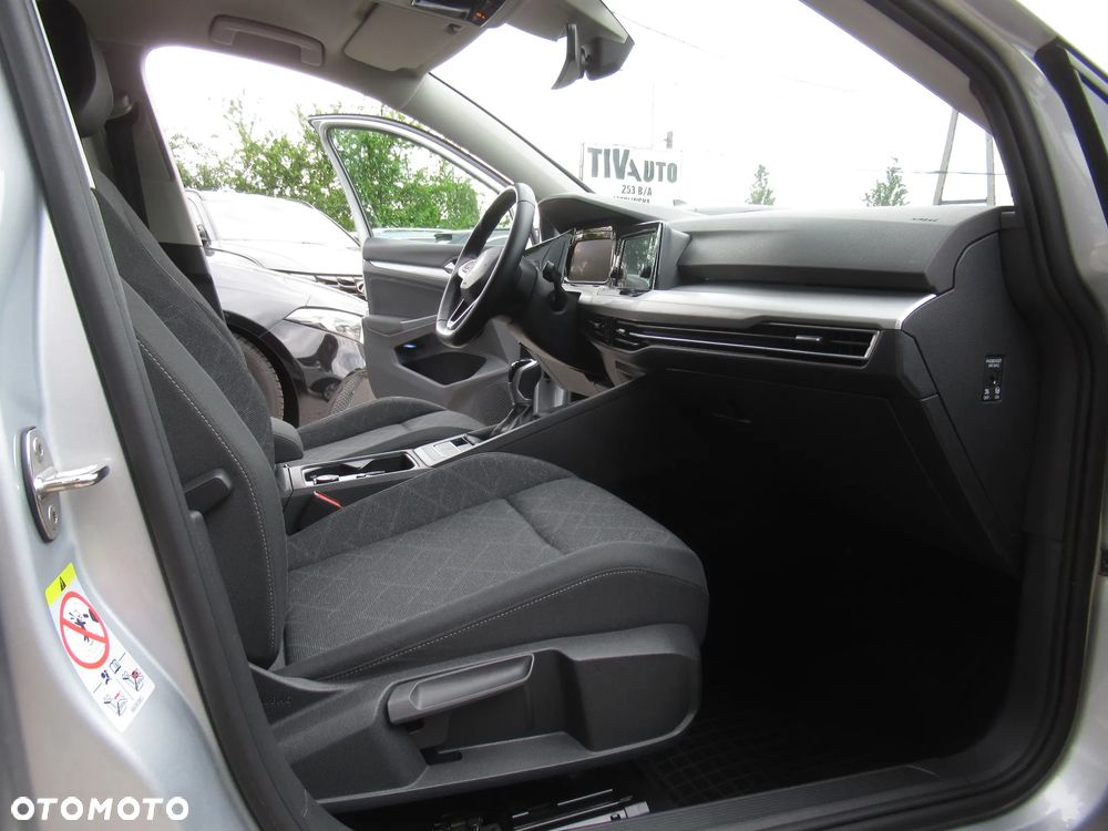 Volkswagen Golf VIII 1.5 TSI EVO Life - 10