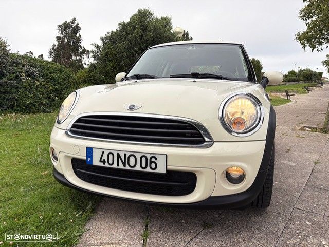 MINI 3 Portas One D - 2