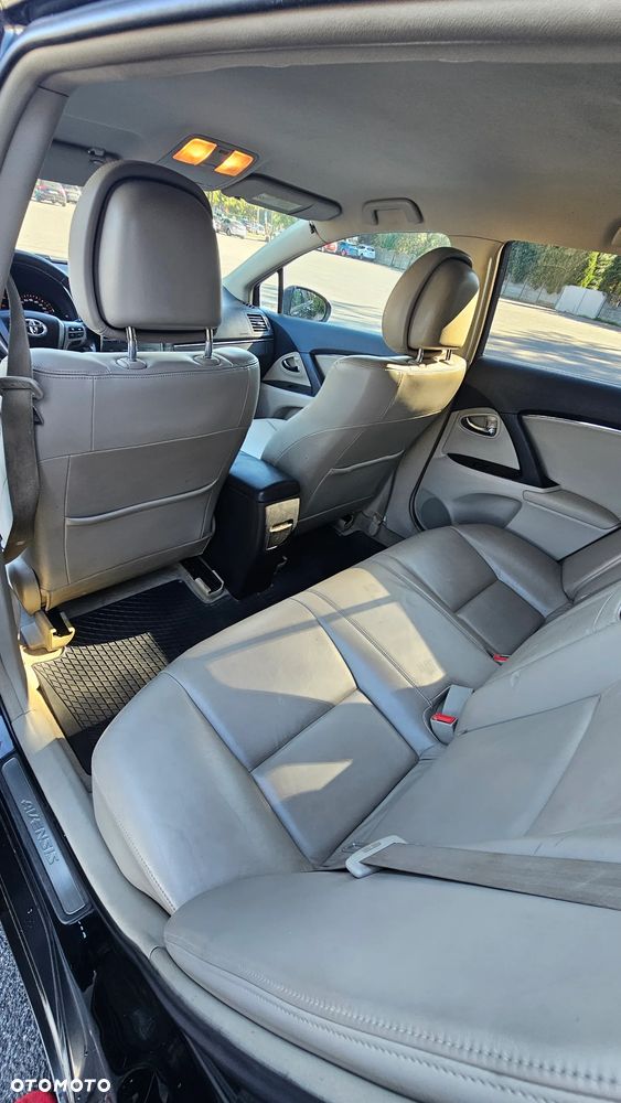 Toyota Avensis 2.2 D-4D 2010 - 6