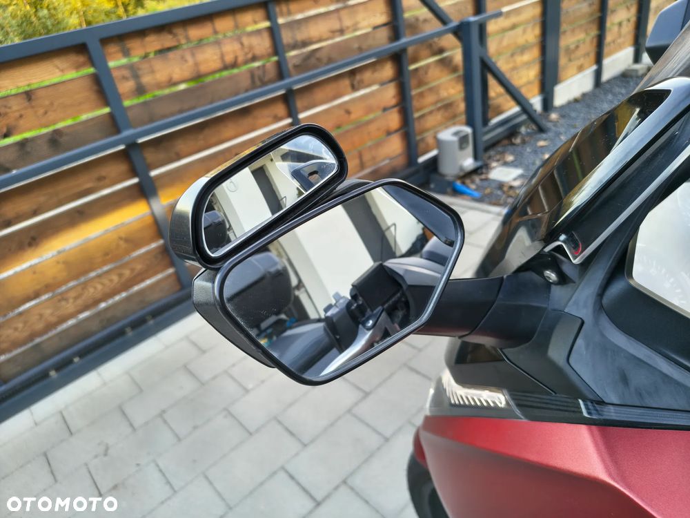 Honda NSS - 17