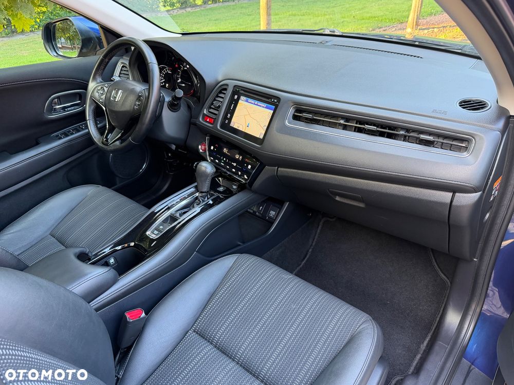 Honda HR-V 1.5 i-VTEC CVT Executive - 23
