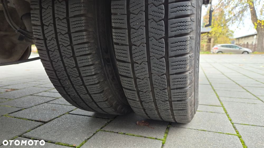 Iveco DAILY 35C150 - 8