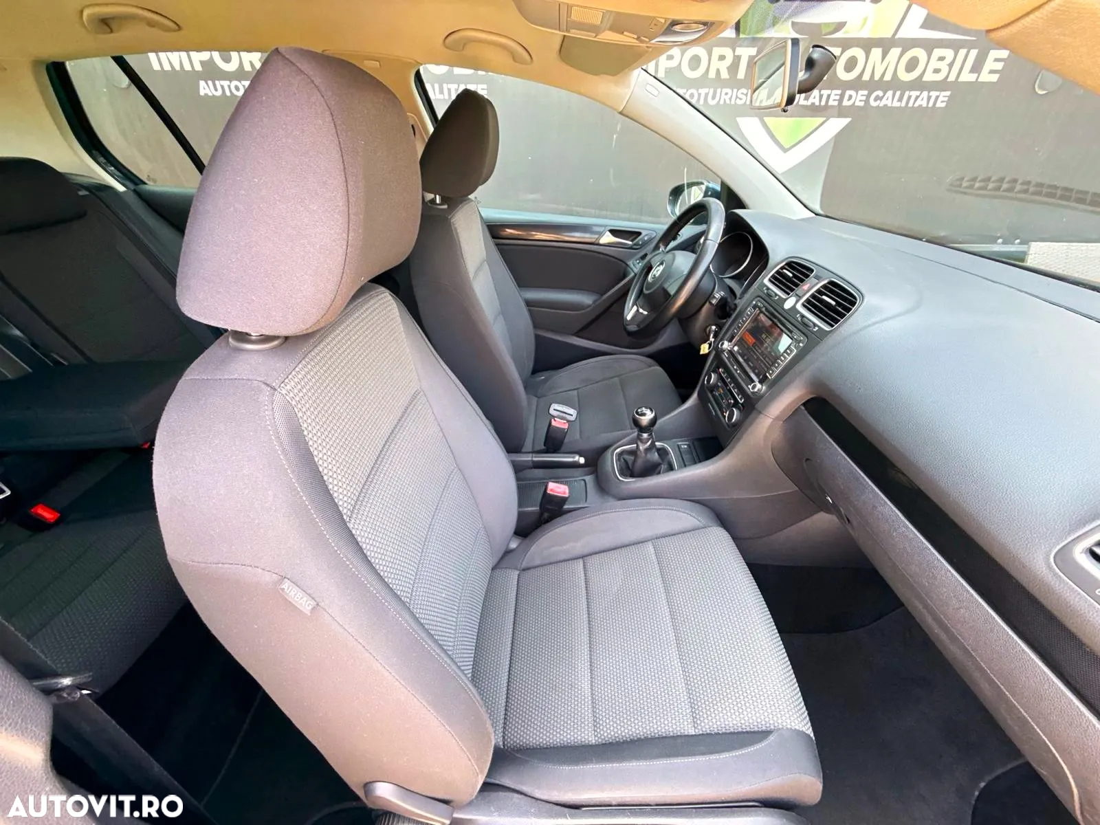 Volkswagen Golf - 19
