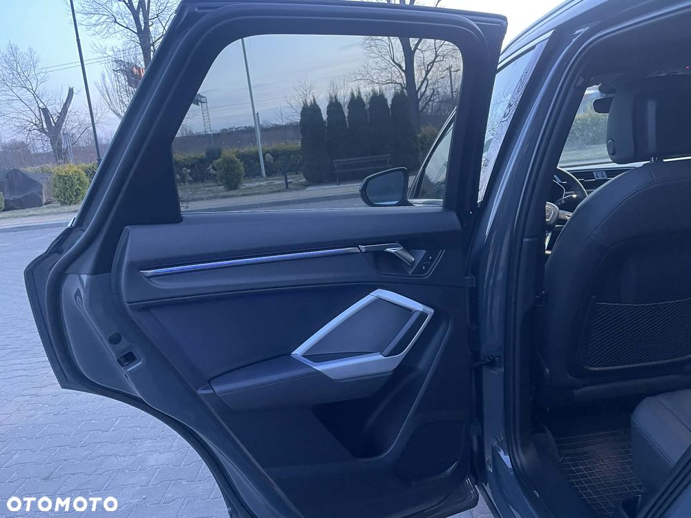 Audi Q3 40 TFSI Quattro Advanced S tronic - 11