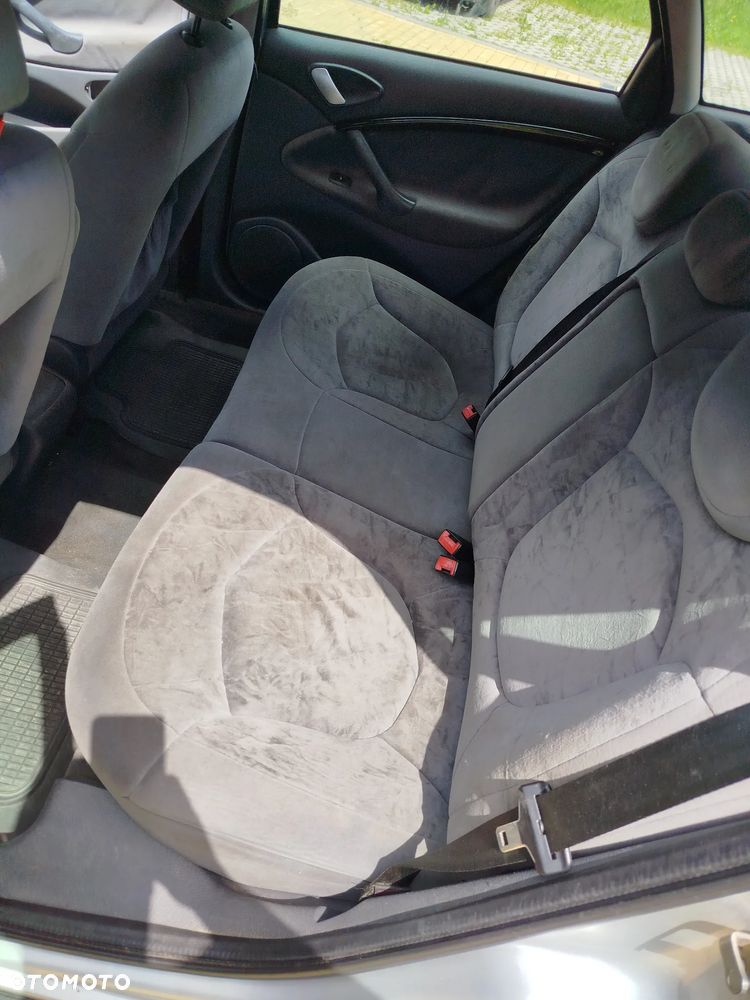 Citroën C5 1.6 HDi Attraction - 10