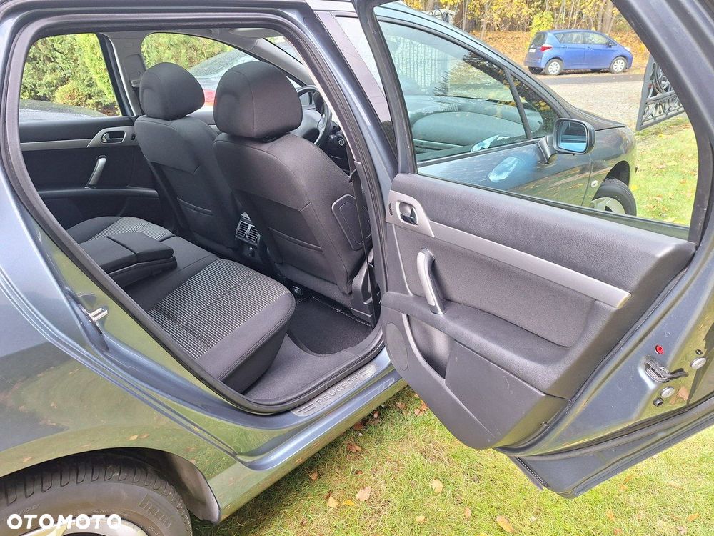 Peugeot 407 HDi 135 Sport - 25