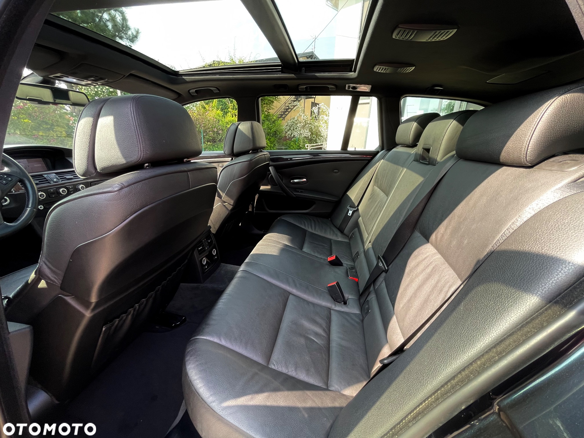 BMW Seria 5 535d - 23