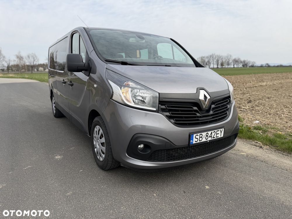 Renault Trafic - 2