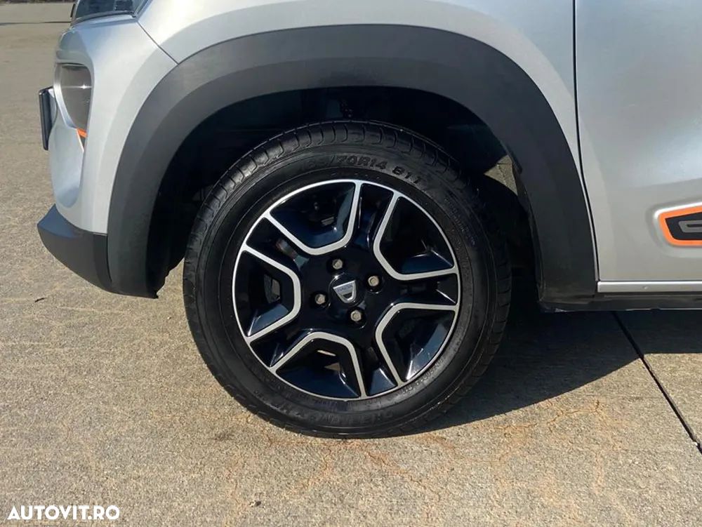 Dacia Spring Comfort Plus - 15