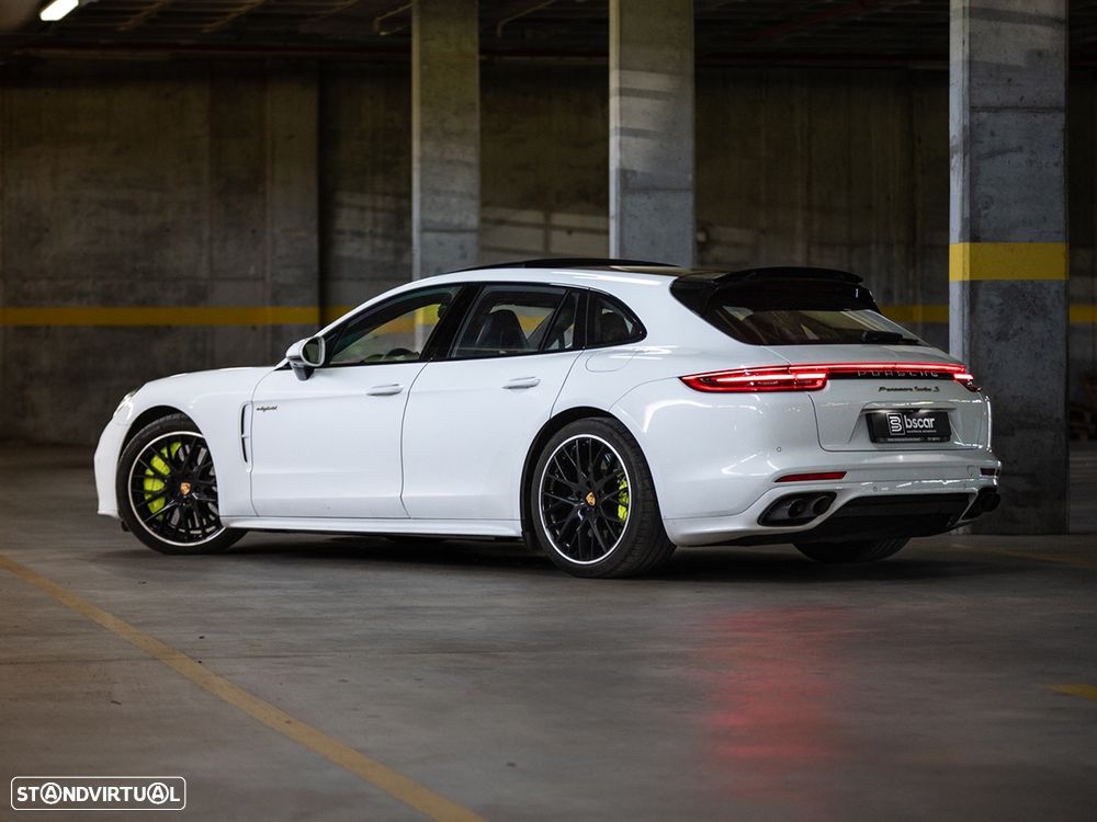 Porsche Panamera Sport Turismo Turbo S E-Hybrid - 15