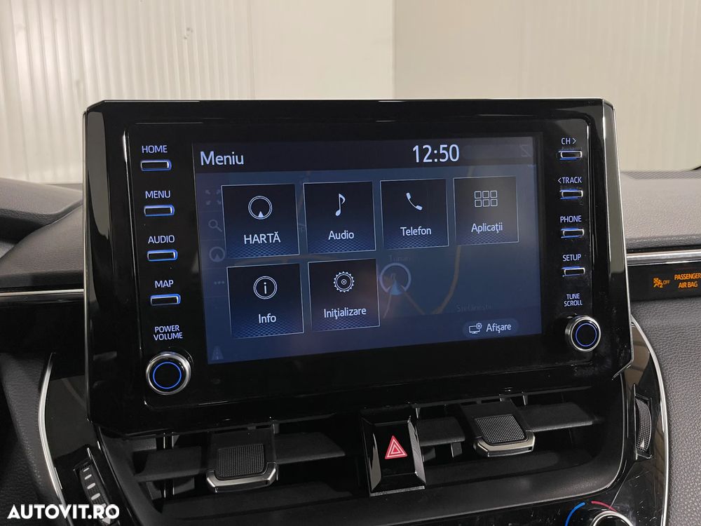 Toyota Corolla 1.8 Hybrid Business Edition - 17