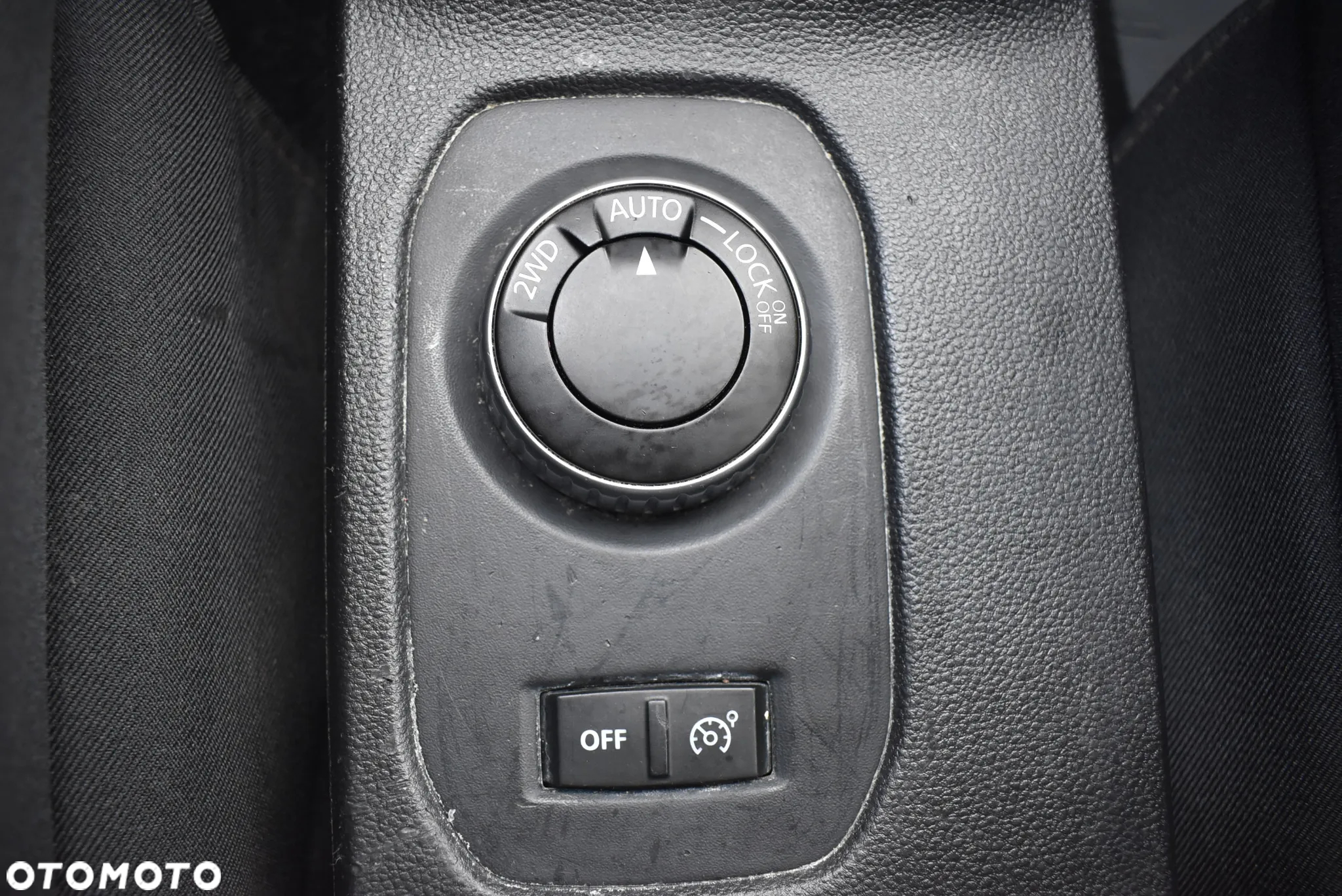 Dacia Duster 1.5 Blue dCi Essential 4WD - 28