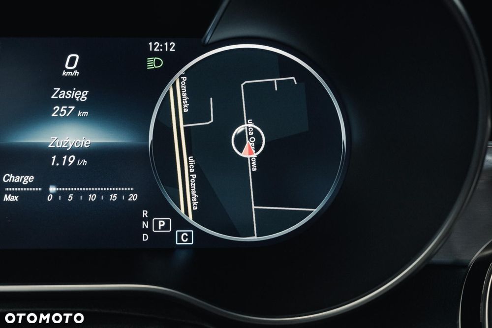 Mercedes-Benz Klasa C 300 9G-TRONIC - 33