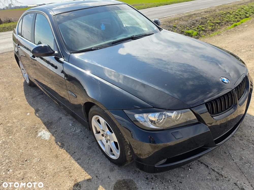BMW Seria 3 325i - 2