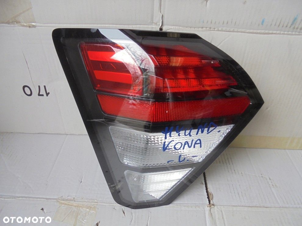 HYUNDAI KONA 23- LEWA TYLNA LAMPA ORYGINAŁ 92405-BE000 - 1