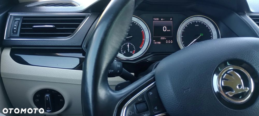 Skoda Superb 2.0 TSI L&K DSG - 26