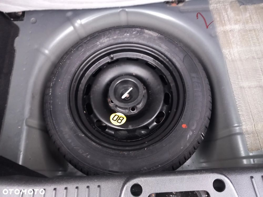 Ford Fiesta 1.25 Champions Edition - 28