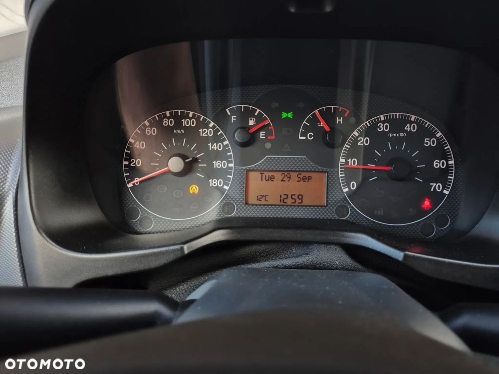 Fiat Fiorino Kombi 1.3 MJ Adventure - 8
