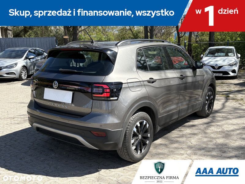 Volkswagen T-Cross - 7