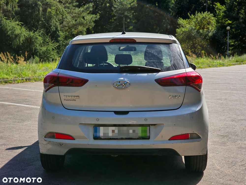 Hyundai i20 blue 1.2 Classic - 6