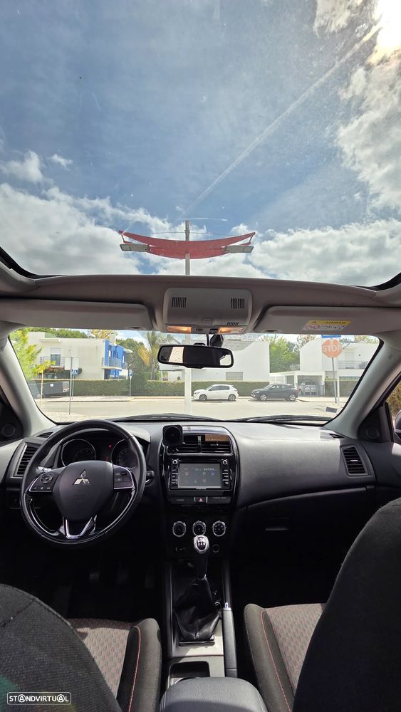 Mitsubishi ASX 1.6 MIVEC Intense Connect Edition - 8