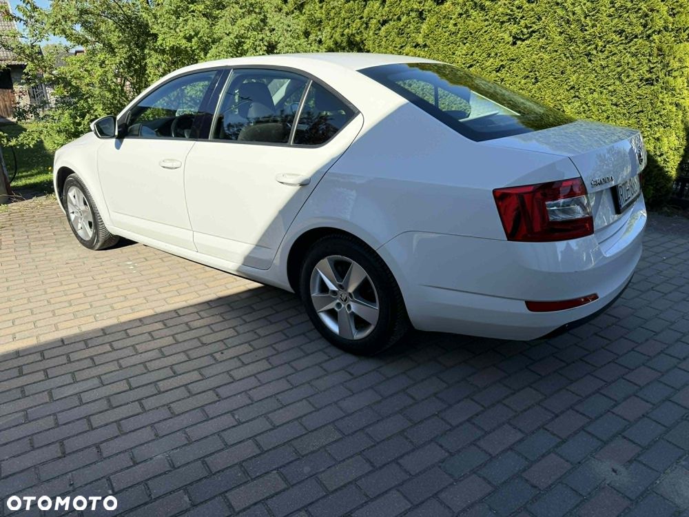 Skoda Octavia 2.0 TDI Style - 10