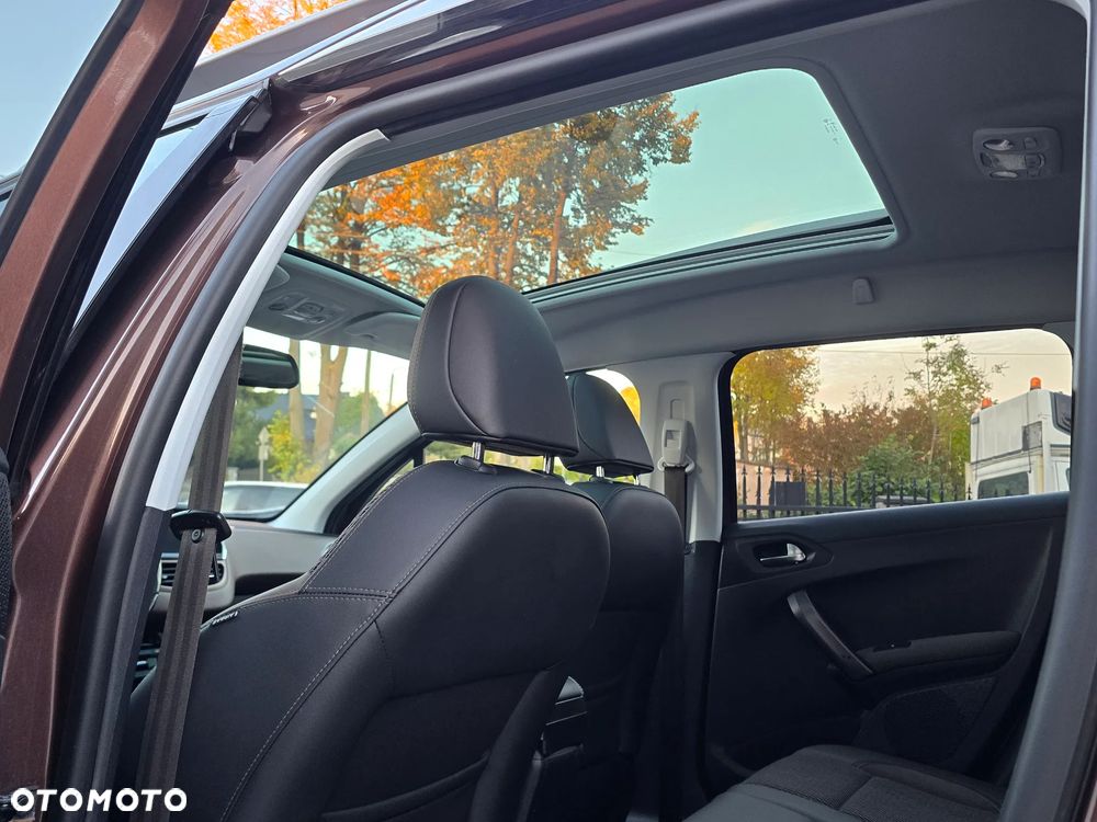 Peugeot 2008 e-HDi FAP 92 ETG6 STOP & START Allure - 24