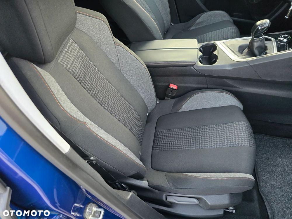 Peugeot 3008 1.6 BlueHDi Allure S&S - 29