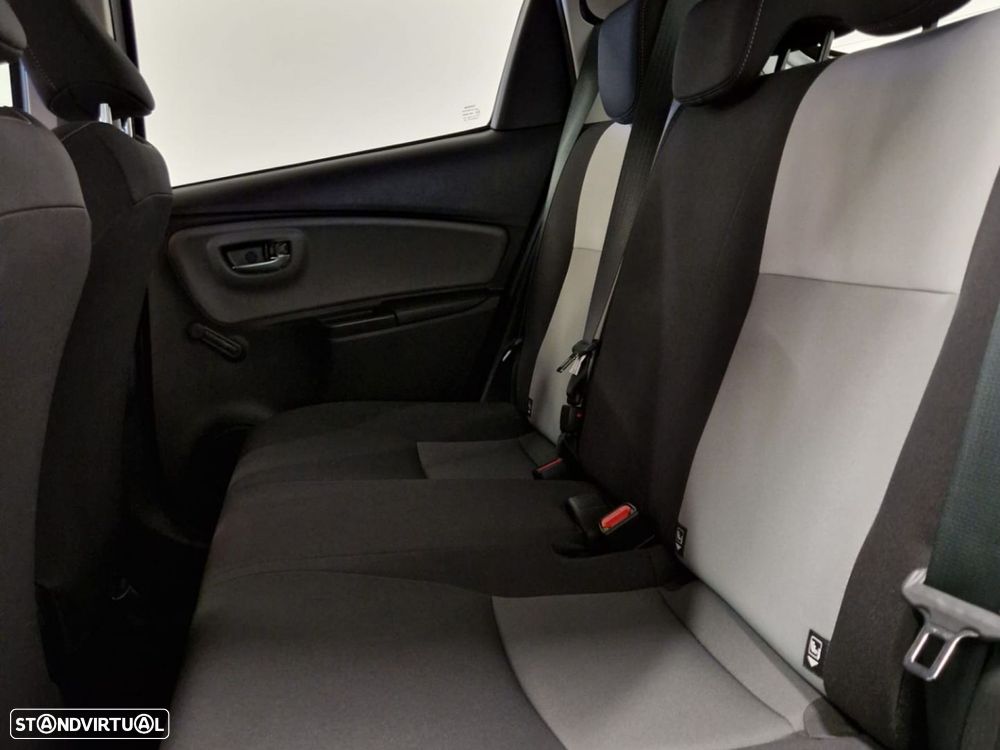 Toyota Yaris - 9