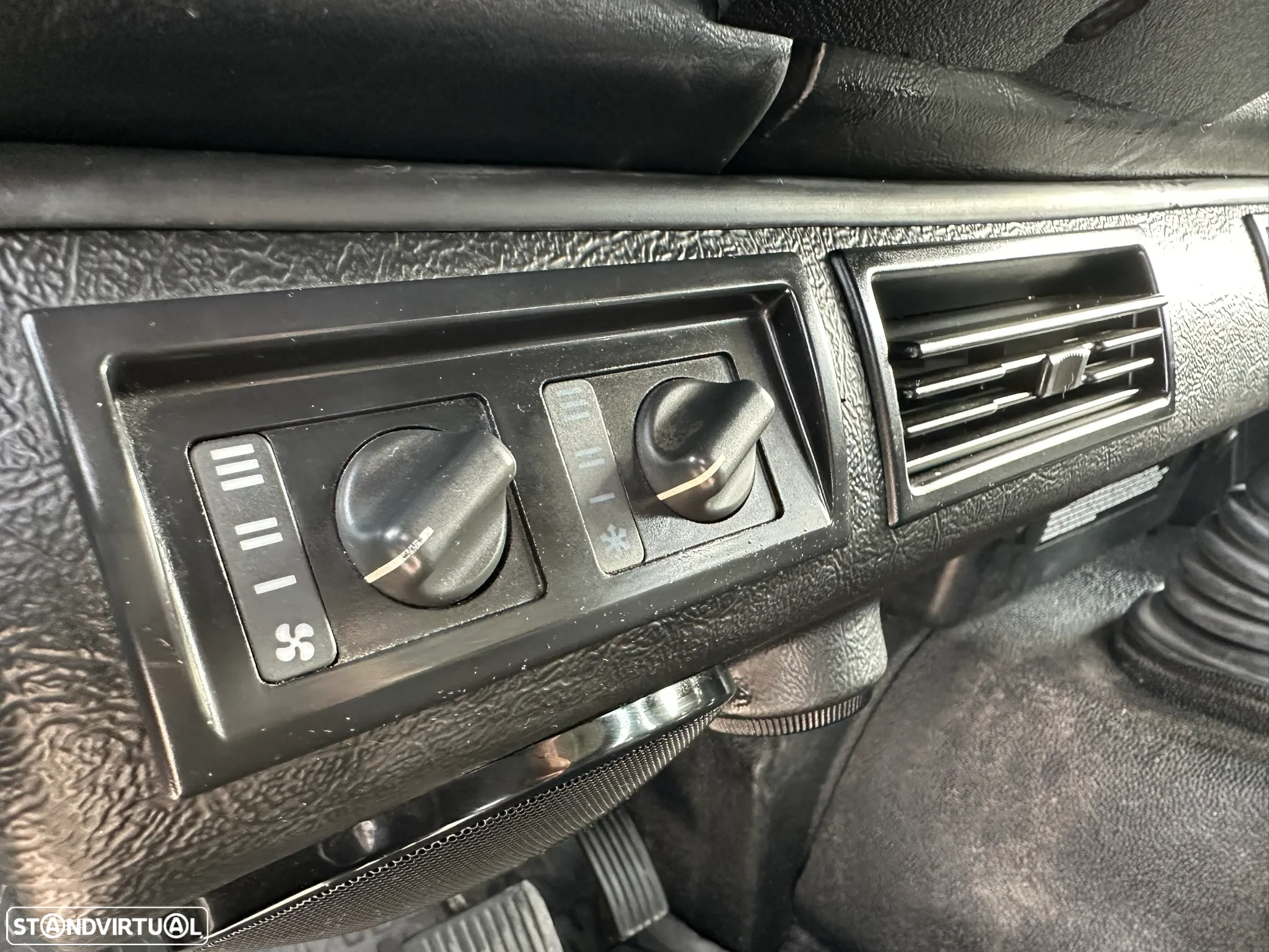 Land Rover Defender 90 SW 2.5 Td5 SE - 22