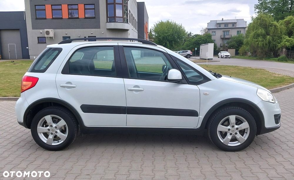 Suzuki SX4 1.6 Comfort - 18