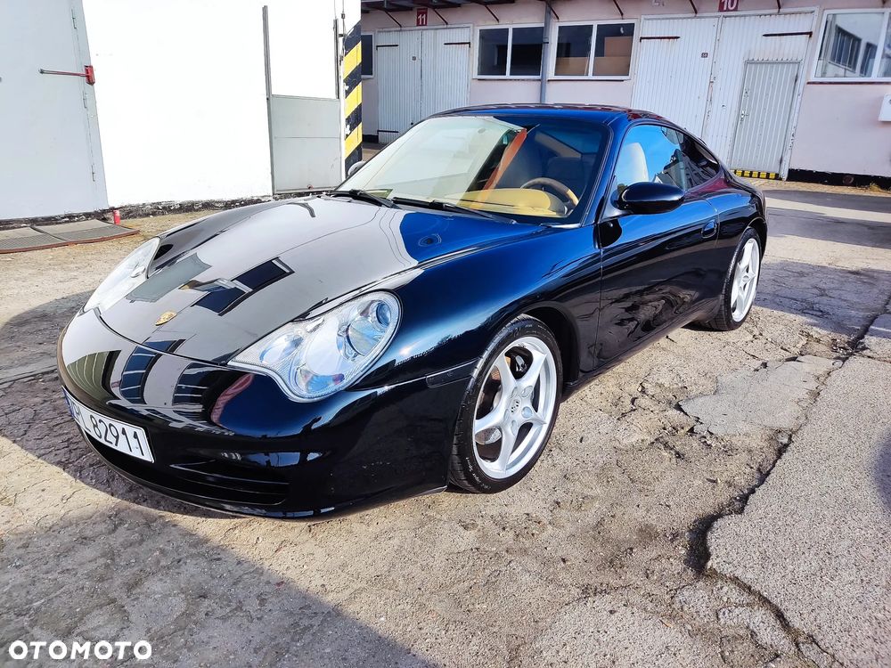 Porsche 911 Carrera - 15