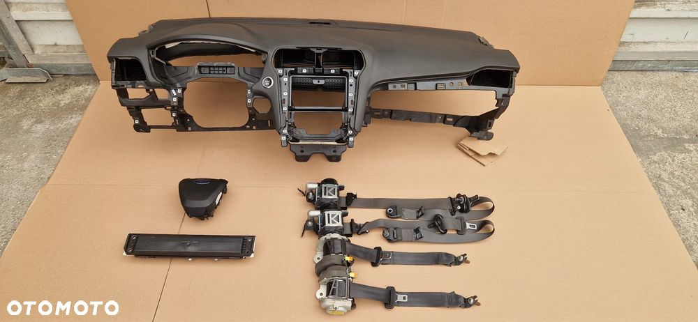 FORD MONDEO MK5 LIFT KONSOLA DESKA AIR BAG PASY KOMPLET - 1