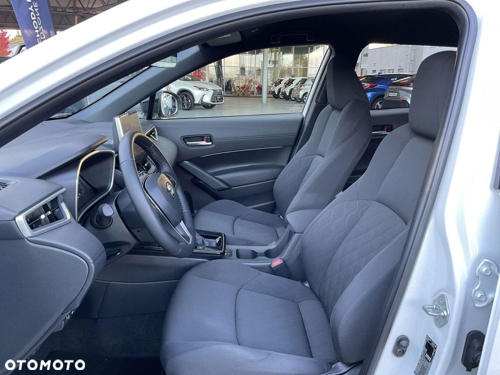 Toyota Corolla Cross - 15