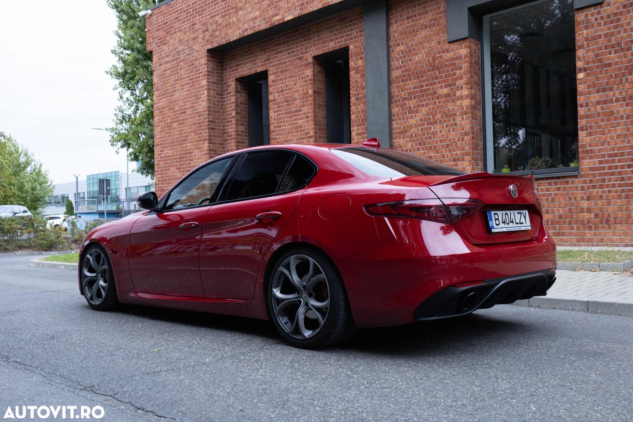 Alfa Romeo Giulia - 5