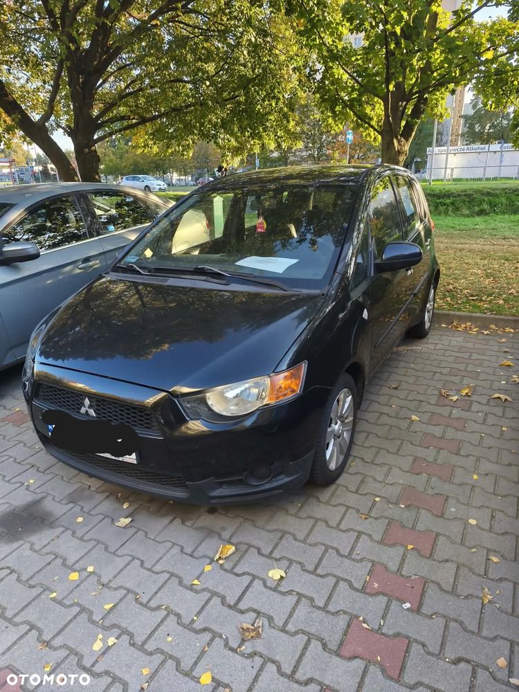 Mitsubishi Colt - 8